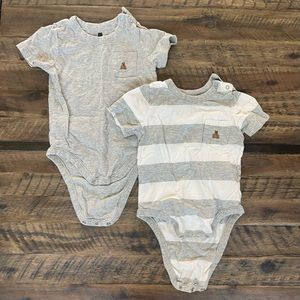 Baby GAP onesie bundle. Size 12-18 months.